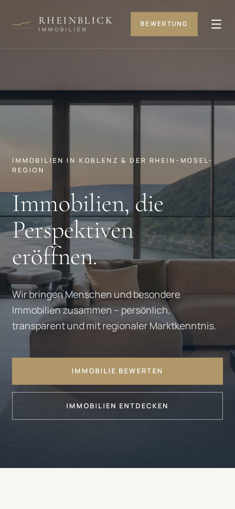 Startseite des Konzeptprojekts Rheinblick Immobilien mit Villa am Rhein – Mobile