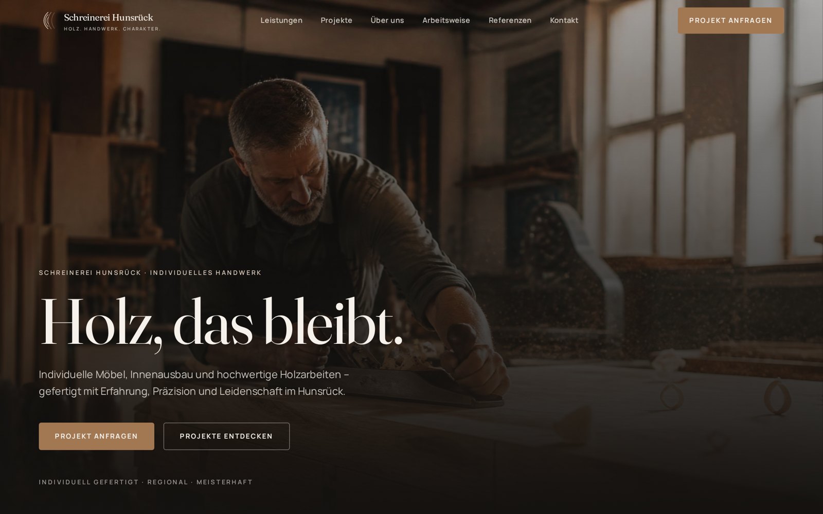 Startseite des Konzeptprojekts Schreinerei Hunsrück mit Massivholzmöbel